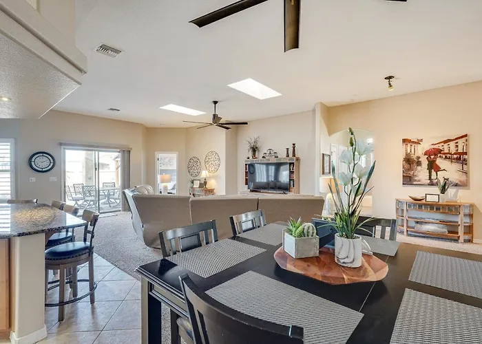 Private Pool & Hot Tub: Havasu Gem! *