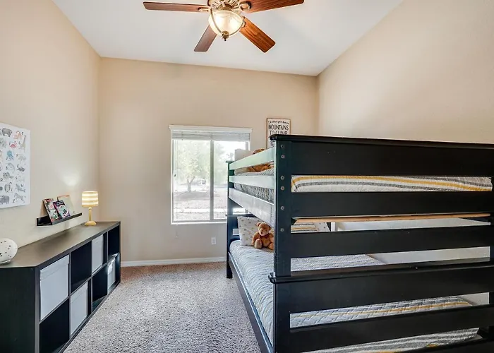 Holiday home Private Pool & Hot Tub: Havasu Gem! Lake Havasu City