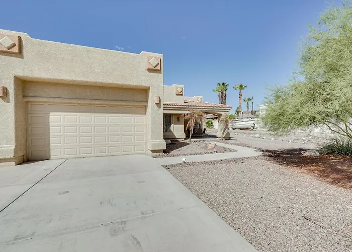 Private Pool & Hot Tub: Havasu Gem! Holiday home Lake Havasu City