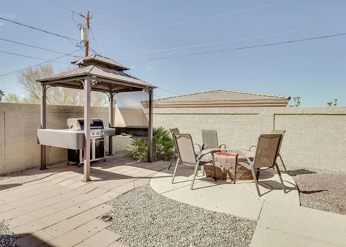 Private Pool & Hot Tub: Havasu Gem! Holiday home Lake Havasu City